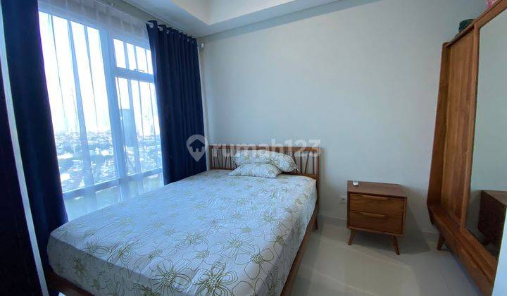 Hunian Furnish Minimalis Lt Tinggi 1 Br FF Puri Mansion Apt 1