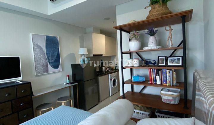 Studio FF Lt Sedang Harus Terbeli  Puri Mansion Apartemen 2