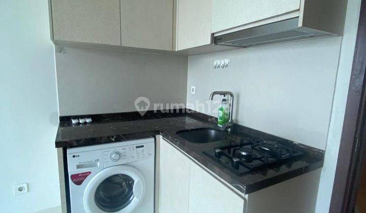 Hunian Lt Sedang 1 Br SF Hanya Kitchen Set Puri Mansion Apartemen Jakbar 1