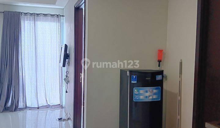 Hunian Lt Sedang 1 Br SF Puri Mansion Apartemen 2