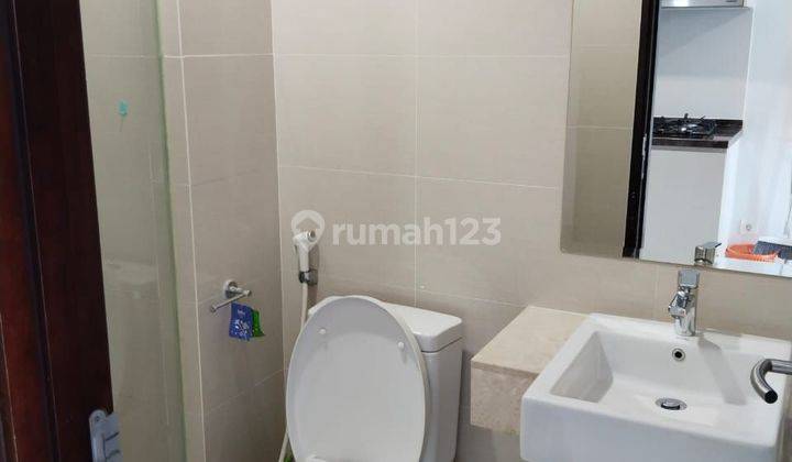 Hunian Lt Sedang Studio SF Apartemen Puri Mansion JakBar 2