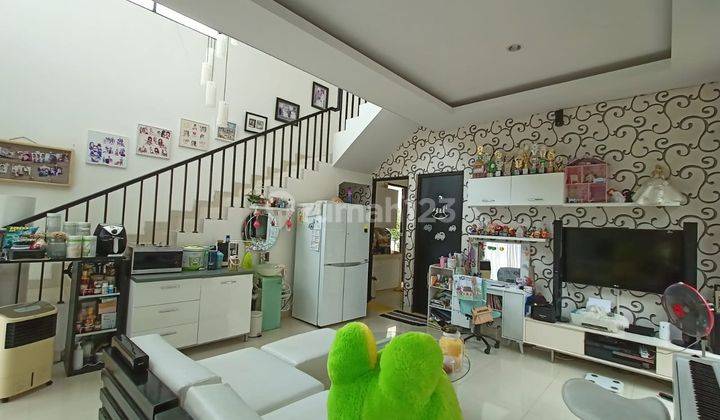 ruang keluarga jual rumah siap huni graha