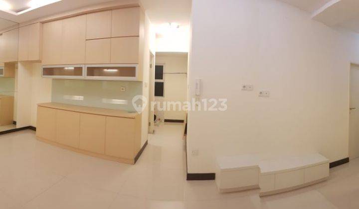 Dijual Apartemen Seasons City 3 Kamar Tidur Sudah Renovasi Furnished 2