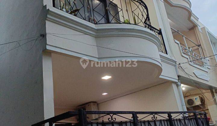 Rumah Di Komplek Dki
jakarta Barat 2 Lantai Shm 1