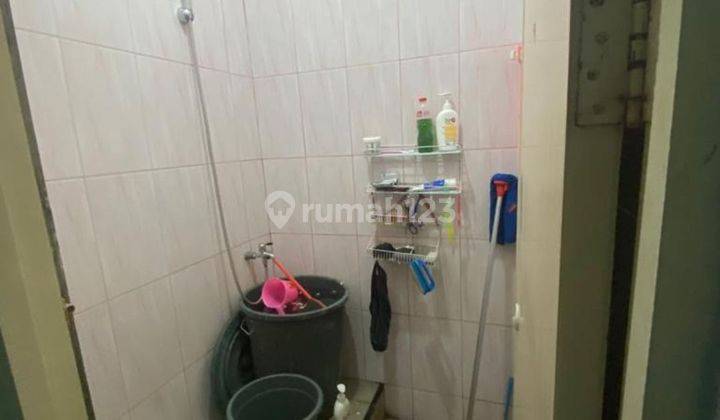 Dijual Rumah di Jl Duri Selatan 3 Lantai SHM 1