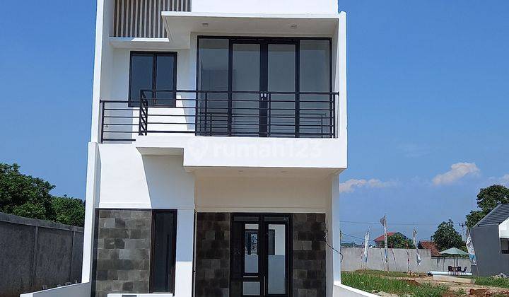 Rumah 2 Lantai Strategis Fasilitas Smart Home