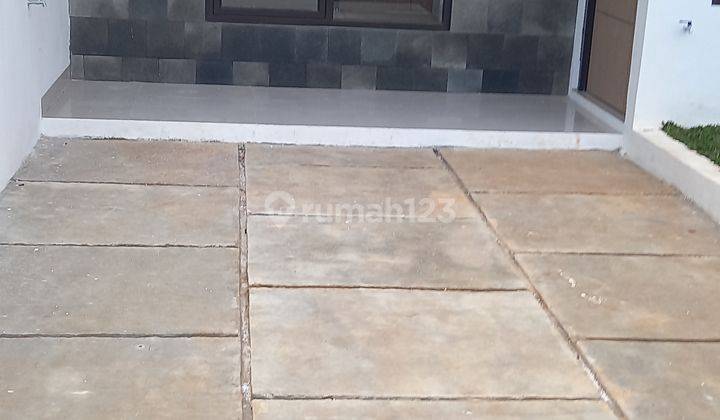 Rumah 2 Lantai Strategis Fasilitas Smart Home