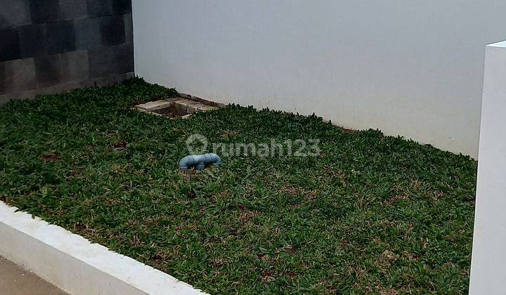 Rumah 2 Lantai Strategis Fasilitas Smart Home