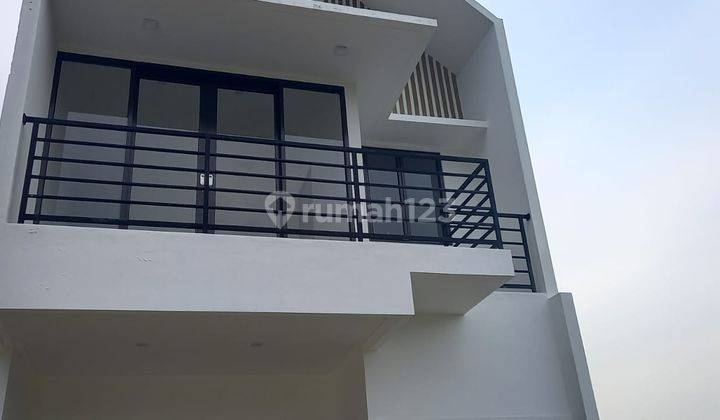 Rumah Exclusive Fasilitas Smart Homes