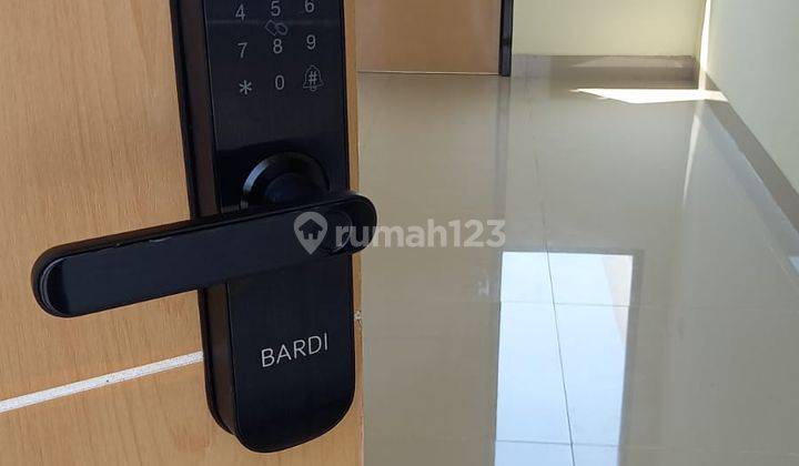 Rumah 2 Lantai Exclusive Fasilitas Smart Home 6
