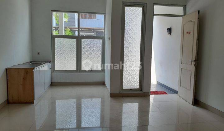 Rumah 2 Lantai Bergaya Town House , Banting Harga Dibawah Pasaran 2