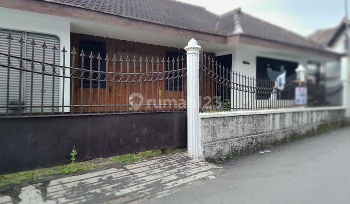 Jarang ada , dijual rumah dua lantai di Cipaera ,bawa hokie , cocok untuk kost2an atau rumah refleksi  1