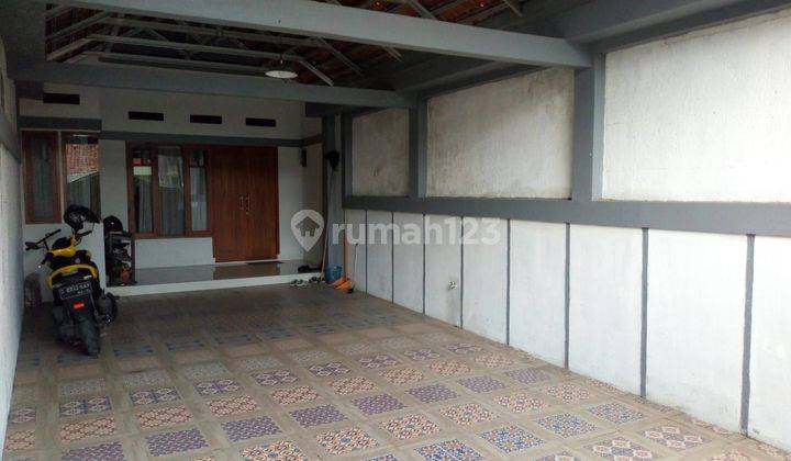 Dijual rumah siap huni dan nyaman , dengan lokasi privacy  2