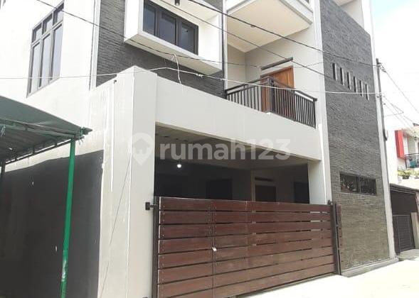 Dijual Rumah Premium di Taman Cibaduyut Indah