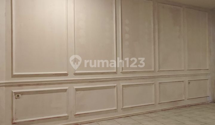 For Rent Shop House on Karapitan Street Bandung 2