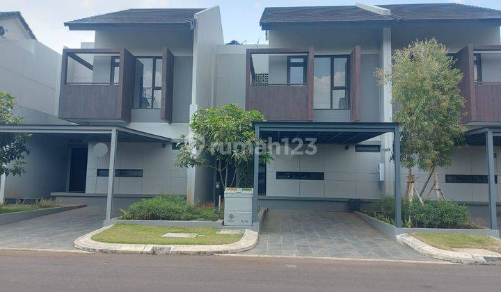 Rumah Di Sumarecon Bandung 1