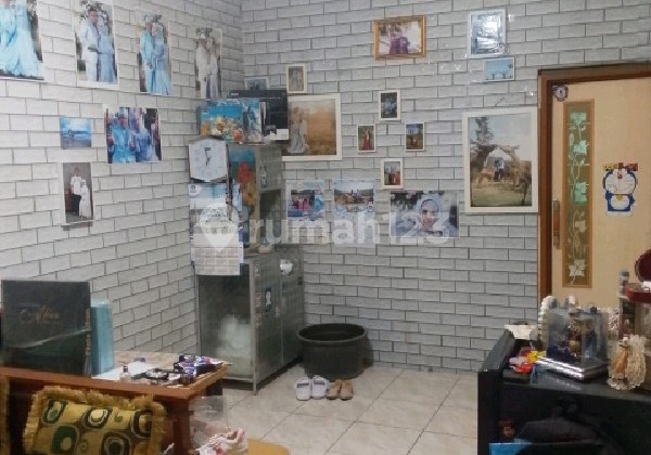 Dijual Cepat Rumah 2 Lantai di Main Road Katapang Ref.05227 Dijual Cepat Rumah 2 Lantai di Main Road Katapang Ref.05227