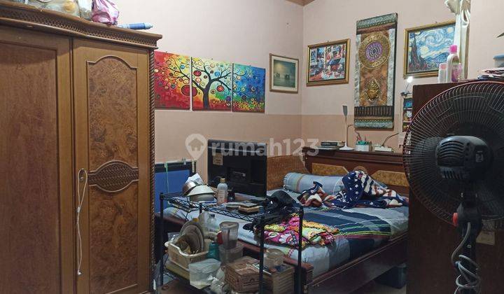 Rumah di Sayap pasundan lengkong 3 Lantai SHM Bagus 2