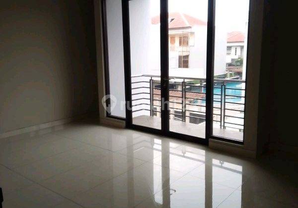 Rumah Siap Huni 3lt Di Komplek Town House Sudirman, Andir 