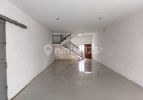 Ready-to-Use Shop House in Cicendo, Gunung Batu, Bandung Ref.05037 1