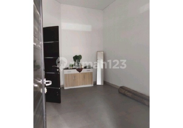 Dijual Rumah 2 Lantai Siap Huni di Komplek Sayap Arcamanik Dekat Sport Jabar Ref.05181 Dijual Rumah 2 Lantai Siap Huni di Komplek Sayap Arcamanik Dekat Sport Jabar Ref.05181