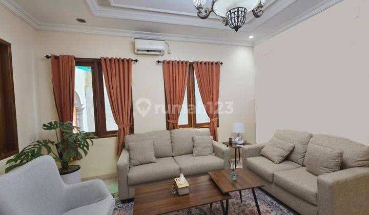 Rumah Bagus 2 Lantai Area Kebayoran Baru, Jakarta Selatan 2