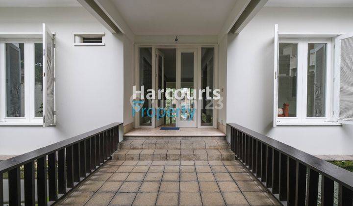 Rumah Bagus Dan Terawat Semi Furnished Area Menteng, Jakarta Pusat 2