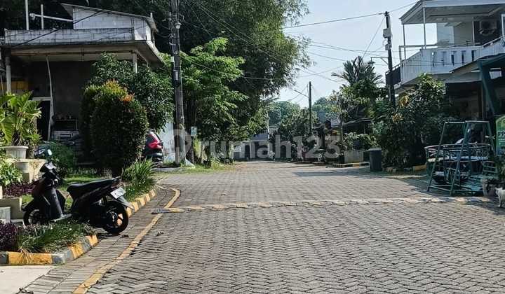 For Sale, Ready-to-Occupy House in Bumi Serpong Residence, Pamulang 2