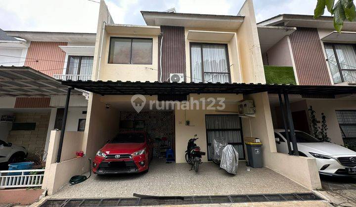 Dijual Rumah 2 Lantai, Bagus, Rapih, Siap Huni Dan Semi Furnish. 1