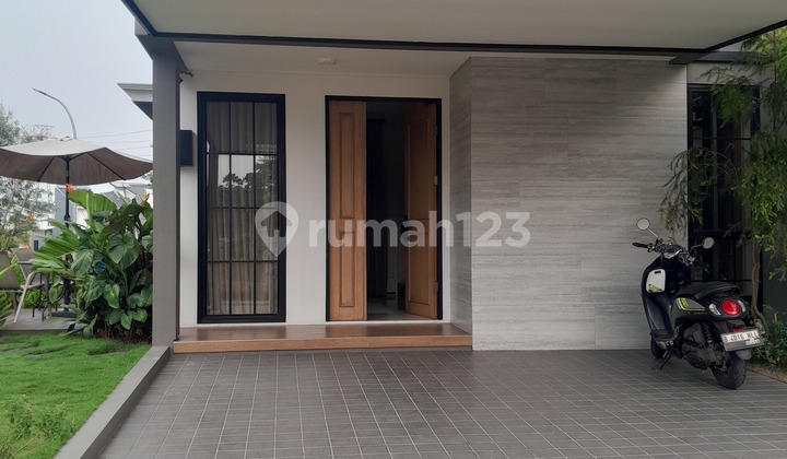 Rumah 2 Lantai Nempel Bsd