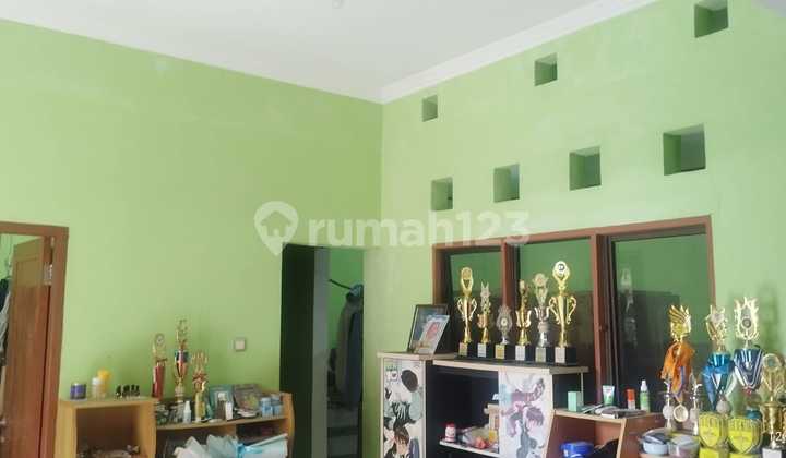 Rumah 2 Lantai Siap Huni di Graha Raya Flamboyan Loka 2