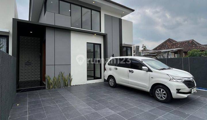 Rumah Mewah Modern Istimewa Dengan Hight Ceiling Di Jalan Kaliurang Km. 13 Sukoharjo Ngaglik Sleman

dalam Mini Cluster 7 Unit

lokasi:
jalan Kaliurang Km. 13 Sukoharjo, Ngaglik, Sleman

 1