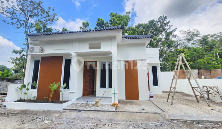 Rumah Baru Cantik Minimalis - Harga Ekonomis Dalam Cluster 9 Unit Samala Village Bangunjiwo Kasihan Bantul Dekat Kampus Umy 2