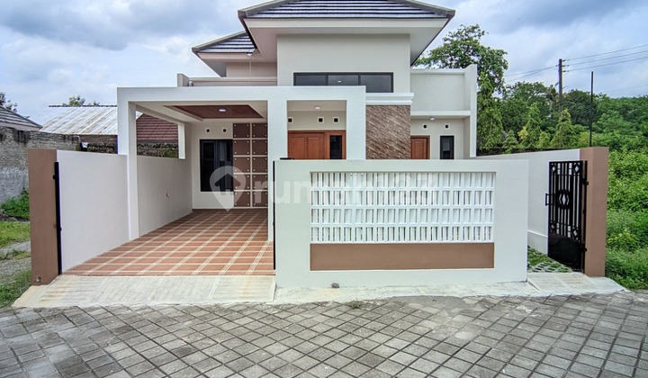 New House Strategic East Cluster Budimulia Tajem, Maguwoakses 2