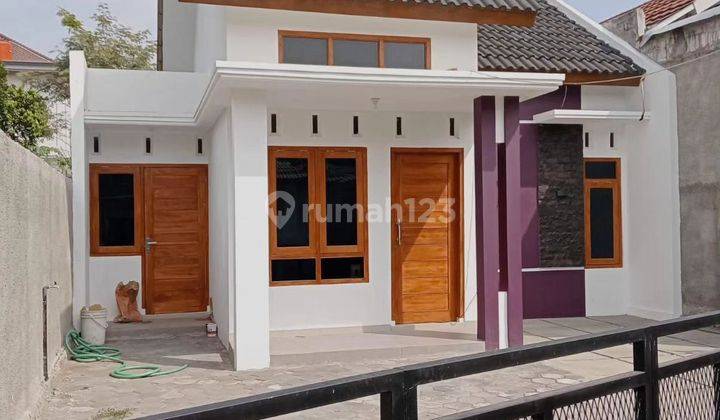 MURAH BANGET
MURAH BANGET
MURAH BANGET

RUMAH BARU CANTIK MINIMALIS SIAP HUNI - HARGA SUPER EKONOMIS DI DEKAT PASAR PLERED BANTUL 
 2