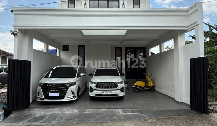 Luxury House American Classic Design 2 Floors Fully Furnished in Maguwoharjo Depok Sleman 2