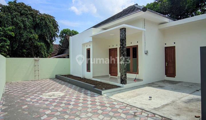 Hunian Minimalis Modern Di Cebongan Ini Cuma 3 Unit – Privasi Terjaga, Lingkungan Nyaman, 2