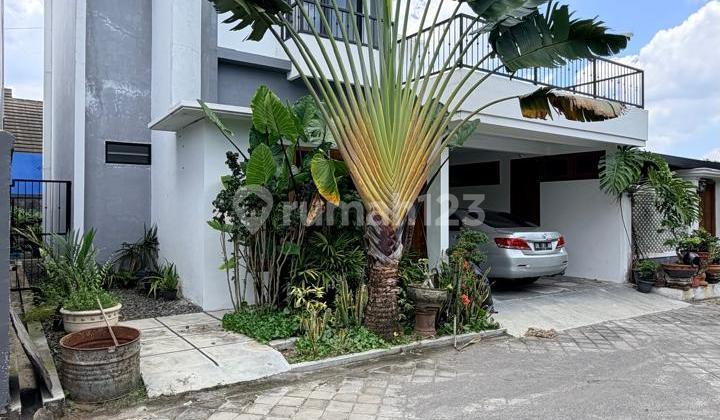 Private Pool House & Joglo in a Residential Area in Wedomartani, Ngemplak, Sleman, Near Budi Mulia 2