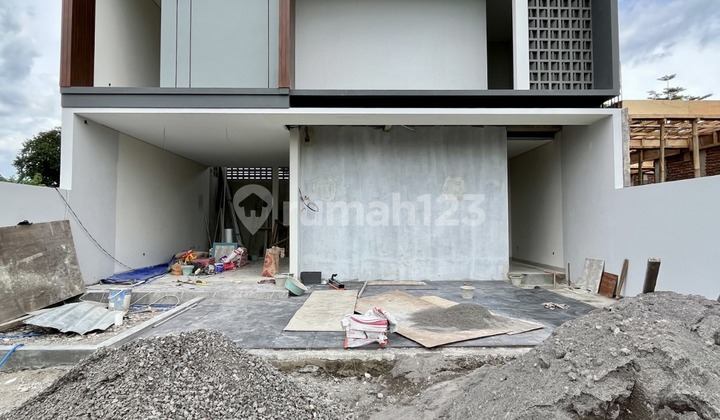 Rumah Baru Dalam Perumahan Di Jl Palagan Km 10 Utara Pasar Rejodani