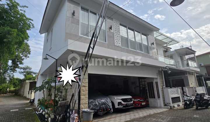 Rumah Mewah 2 Lantai Full Furnished Dalam Perumahan Tanjung Sari Ngaglik Sleman