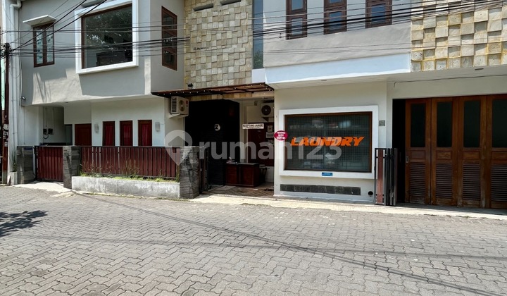 ...Di Jual Kos Eksklusif "Kuliah Hanya Jalan Kaki"