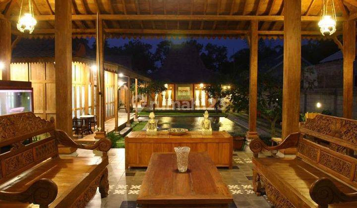RUMAH JOGLO DI AREA TAJEM MAGUWO YOGYAKARTA