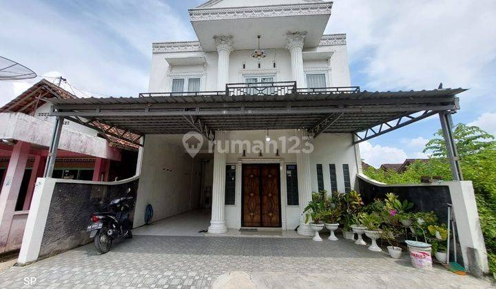 RUMAHMURAH 2 LANTAI DI BERBAH  SLE 1