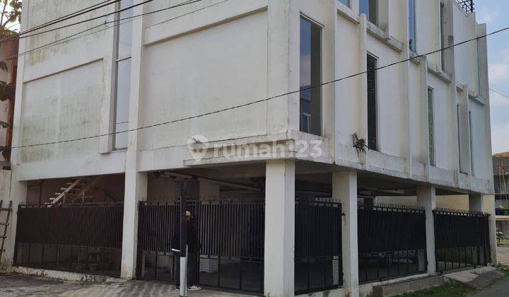 KOST 2 LANTAI EKLUSIF 19 KAMAR DI JALAN KALIURANG KM 14 DEKAT KAMPUS UII TERPADU Ruang Usaha di Jalan Kaliurang km 221 m SHM Bagus Ruang Usaha di Jalan Kaliurang km 221 m SHM 3