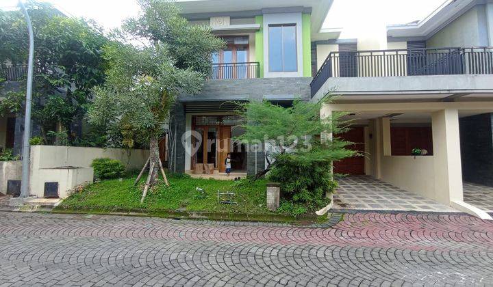 RUMAH MEWAH HIJAU 2 LANTAI - FULLY FURNISHED DALAM PERUMAHAN DI JALAN PALAGAN KM 9 NGAGLIK SLEMAN Rumah di Jalan palagan km 9 2 Lantai SHM Bagus 1