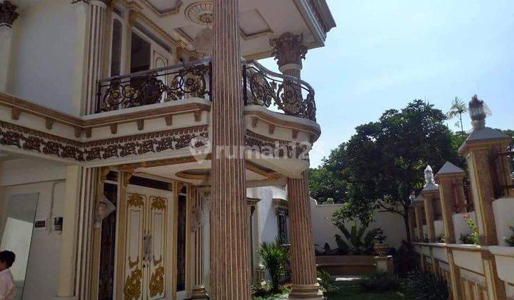 KODE RS841
Dijual rumah klasik di tengah kota dekat GELORA Manahan Solo 
Cuma masuk 25m dari jalan utama 2