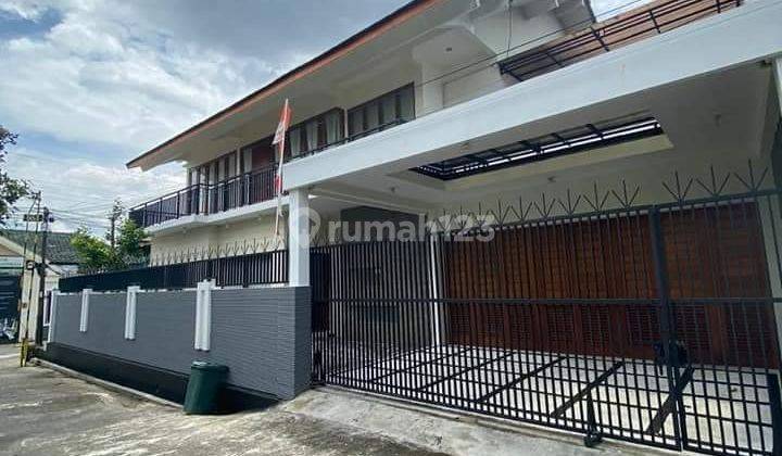 Dijual rumah dalam perum utara UGM 
Barat jalan kaliurang km7,5 1