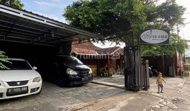 GUESTHOUSE KLASIK STRATEGIS DENGAN HALAMAN LUAS 
DI PUSAT KOTA JOGJA DEKAT ALUN ALUN KIDUL JOGJAKARTA 1