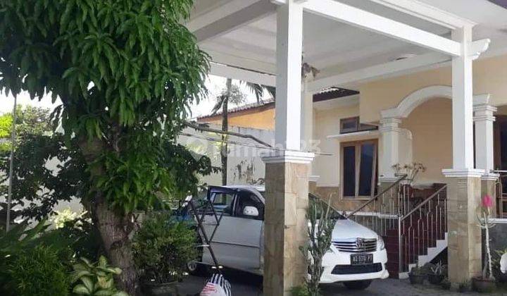 RUMAH MEWAH DENGAN TANAH DAN HALAMAN LUAS DI GEDONGKUNING BANGUNTAPAN DEKAT KE PUSAT KOTA JOGJA 2