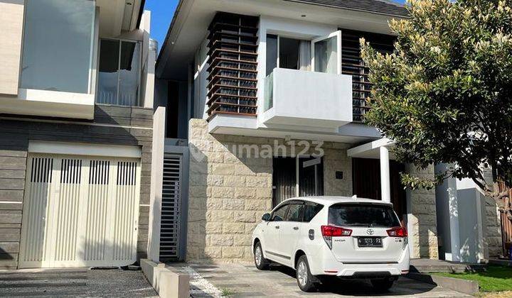 RUMAH MEWAH SUPER LUX DI PERUMAHAN ELITE CITRA SUN GARDEN JALAN JOGJA - SOLO DEKAT 2 Lantai Rumah Bagus SHM 1